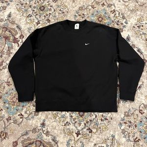 Nike Solo Swoosh Crewneck Sweatshirt - Size XLT (oversized like an XXL).